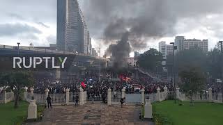 Thailand: Fire, tear gas on Bangkok streets amid anti-govt protest