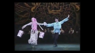 Шуточный татарский танец ,,Первый поцелуй"