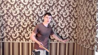 Как подрезать обои вдоль молдинга? (плинтуса, багета)