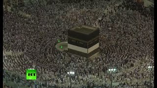 RAW: Hajj pilgrims walk around the Kaaba in Mecca