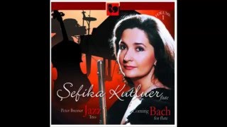 Şefika Kutluer plays J.S.Bach's 2nd Mov. of F minor Piano concerto in Jazz