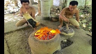 Primitive Technology: Experiment, building a Simple Metal Furnace (Forge)