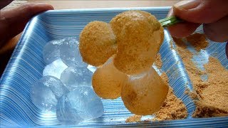 Eating Japanese sweets Wagashi "Warabi mochi" わらび餅