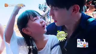 《爸爸去哪儿5》精彩看点： “萌言萌语”第六弹：请接收来自小山竹的东北话暴击  Dad Where Are We Going S05【爸爸去哪儿官方频道】