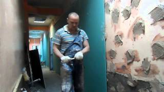 Как правильно приклеивать гипсокартон к стенам