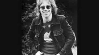 Elton John- Levon