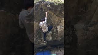 戸河内 up 3級【クライミングチャンネル】外岩ボルダリングの動画・トポはクライミングチャンネル 【Climbing Areas and Boulders in Japan】