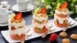 Coppa Crema Chantilly con Frutta - Ricetta Dolce al Cucchiaio Facile e Veloce - 55Winston55