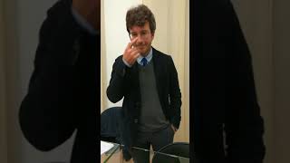Diego Fusaro replica socraticamente a "Falconara Democratica", che voleva impedirgli di parlare