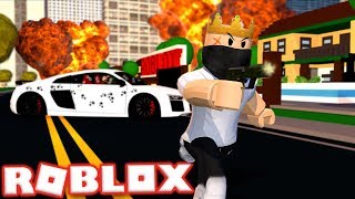 PLAYING GTA 5 IN ROBLOX
