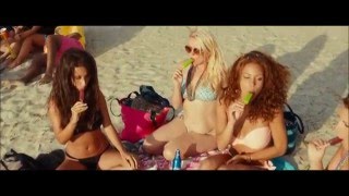 Dirty Grandpa Movie Beach Scene - Robert De Niro and Zac Efron (I'am a Classic man)