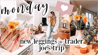MONDAY IN MY LIFE | sarah's day leggings, pr package, + trader joes trip!!