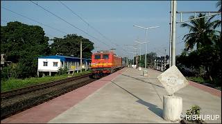 Allahabad City - Howrah Vibhuti Express Taking a Nice Curve At Bally || Indian Railways