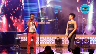 MzVee performs with  Kuami Eugene at Becca UNVEILED