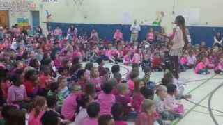 Bellwood PS students enjoy Sacha Visagie's rendition of "Roar"