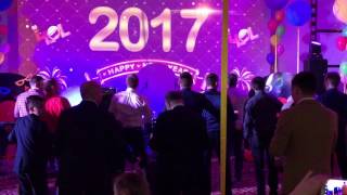 Мужчины танцуют для женщин / Отель Богатырь  / Новый год 2017