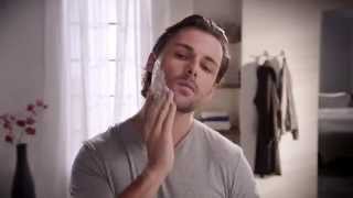 High-Powered Philips norelco shaver S9721/84,9700 with SmartCclean