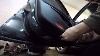 Renault Megane III Estate- disassembly door  ( разборка двери ) Part I
