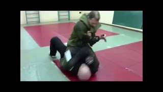 Работа с ножом в нижнем уровне - 5 я часть /Боевые искусства. Спецподготовка. Денис Ряузов.