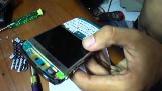 Memperbaiki Konektor Charger Blackberry