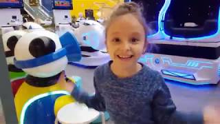 ШОПИНГ ВЛОГ / АЛИСА ХОДИТ ПО МАГАЗИНАМ / ВИРТУАЛЬНАЯ РЕАЛЬНОСТЬ / НОВОЕ ВИДЕО