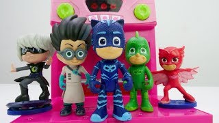 Asilo nido e giocattoli a scuola. PJMasks Super pigiamini