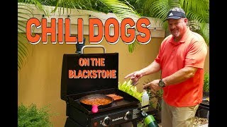 Chili Dogs on the 22" Blackstone Griddle | COOKING WITH BIG CAT 305