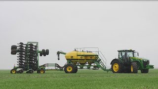 Обзор пневматической сеялки John Deere 1890 и зернового бункера John Deere 1910
