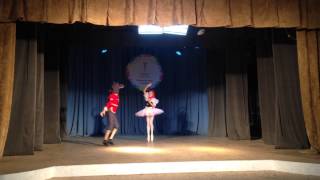 Красная Шапочка и Серый Волк танец