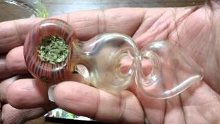 How to pack weed in two glass pipes without a screen