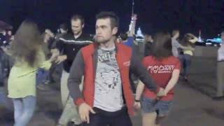 Роман Тихомиров и Юлия Кириенко - хастл на Стрелке В.О.