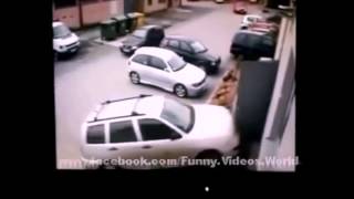 путает педали