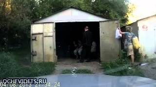 Бомжиха без палева своровала пакет ,прикол!