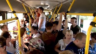 Эх, прокачу!: В "час пик" автобусы в Волгограде превращаются в душегубки