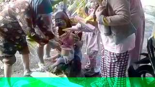 Adat di manado dikala perempuan di sunat