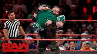Braun Strowman vs. The Miztourage - Secret Santa Match: Raw, Dec. 25, 2017