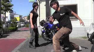 19歳の大型ライダー！小柄女子でもバイクは起こせる！（153cm）