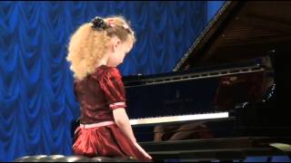 The concert organized by Mira Marchenko for the CMS students in the Kaluga Philharmonic