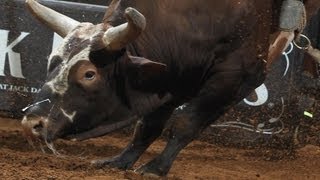 Bushwacker dispatches world No. 2 L.J. Jenkins