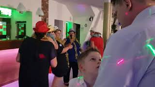 Siostry R:  ciotki z Ameryki + piosenka dla Panny Młodej