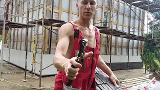 Отделка Цоколя каркасного дома фасадными панелями Docke