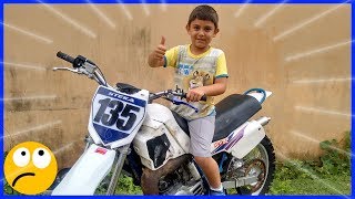 PEGUEI A MOTO DO MEU PAI PRA ANDAR NA PISTA DE MOTOCROSS  DT 200R
