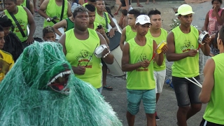 Carnaval Fora de Época Ala Ursa Acorda Várzea Nova