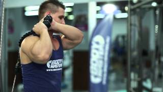 bodymaster : Скручивания на пресс с нижнего блока