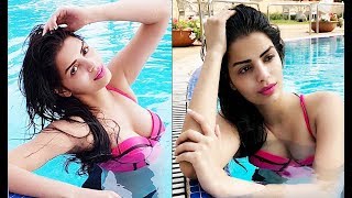 Sonali Raut Cleavage Exposed In Bikini