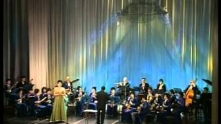 Заслуженная артистка России  Елена Шараева.
