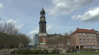 HAMBURG DER MICHEL - ST. MICHAELIS KIRCHE AM 12. APRIL 2015