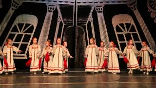 Отчетный концерт в театре "Делижанс",  "Девичий хоровод" Детский ансамбль танца "Маленькая страна"