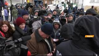 "Выборы на крови": в Харькове активисты устроили пикет под посольством РФ