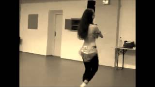 Belly dance with full masti "Teri Zulfon Ke Saaye Mein Kahin Raat Ho Na Jaaye"